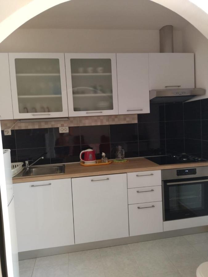 Apartment Marija Марина Екстериор снимка
