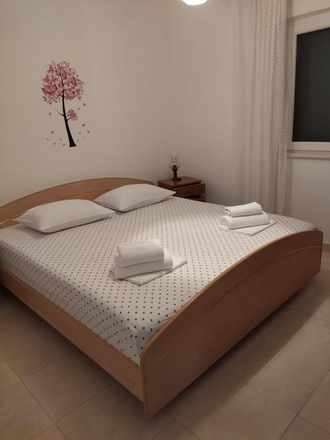 Apartment Marija Марина Екстериор снимка
